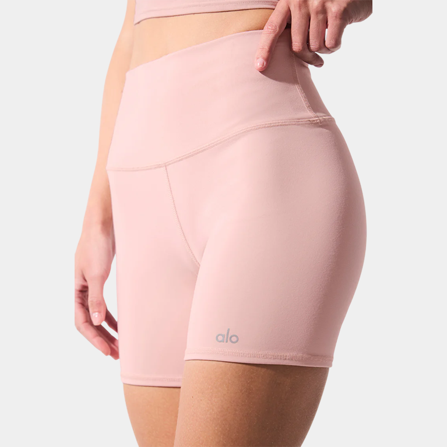 Шорты Alo Yoga 5' Airbrush High-Waist Biker Short Pink