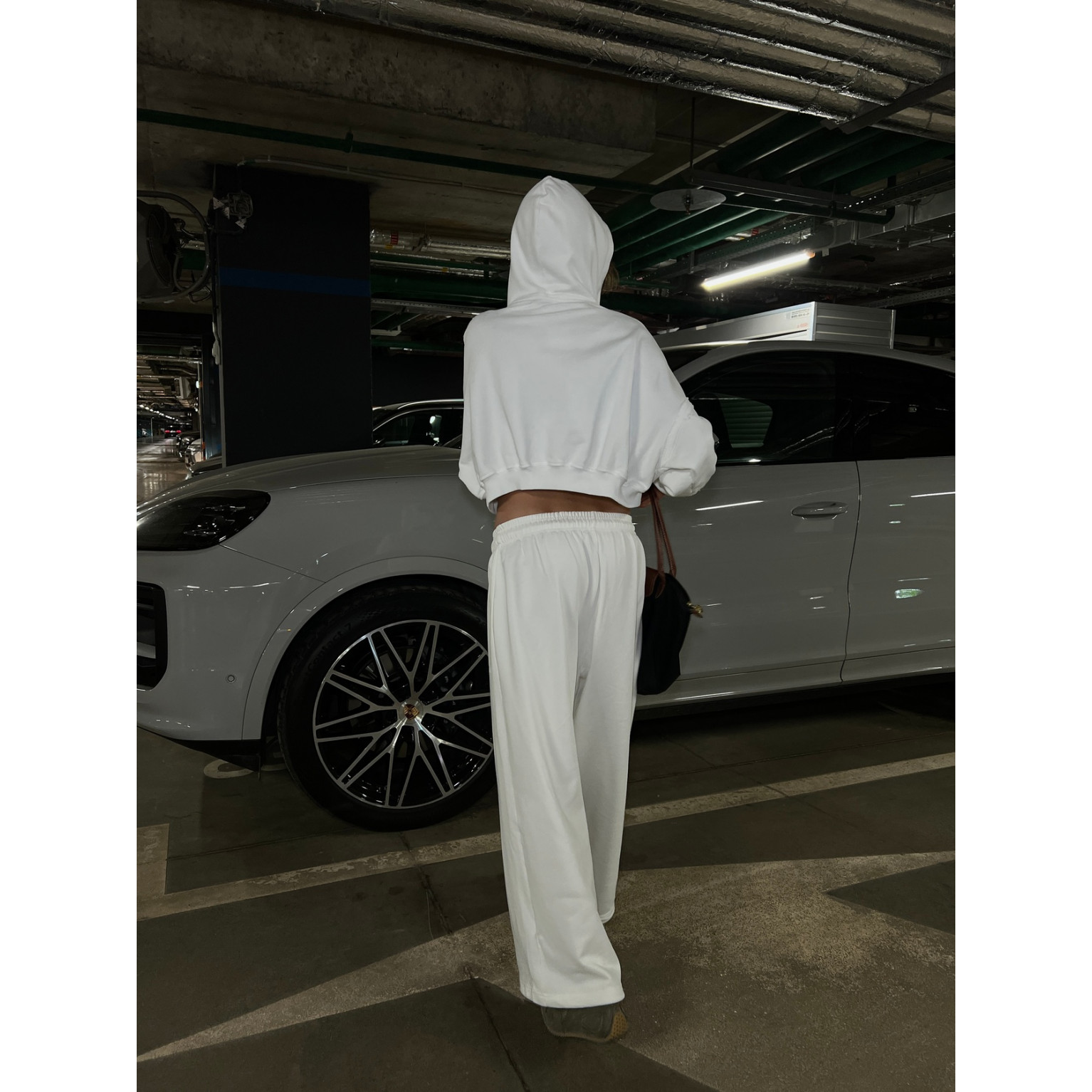 Зип-худи Sabe Logo Cropped Zip-Up Hoodie Milk